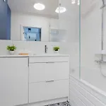 Trendy With Ac And Parking In By Renters Warschau