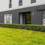 Trendy With Ac And Parking In By Renters Warsaw