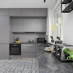 Trendy With Ac And Parking In By Renters