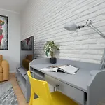 Trendy With Ac And Parking In By Renters * Warsaw