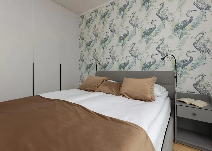 Apartment Trendy With Ac And Parking In By Renters Warschau