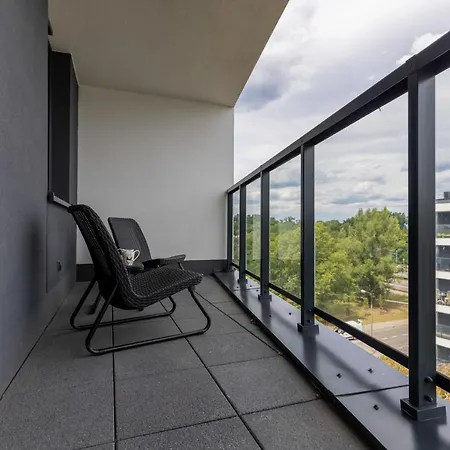 Trendy With Ac And Parking In By Renters